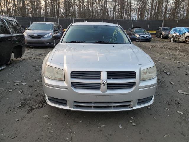 2D4FV47T38H156434 - 2008 DODGE MAGNUM SILVER photo 5