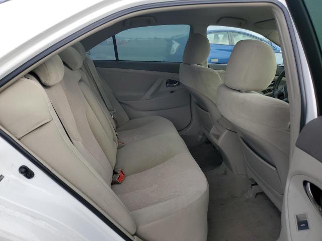 4T1BF3EK9AU563203 - 2010 TOYOTA CAMRY BASE أبيض صورة 10