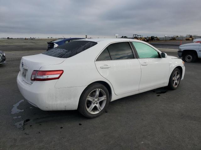 4T1BF3EK9AU563203 - 2010 TOYOTA CAMRY BASE أبيض صورة 3