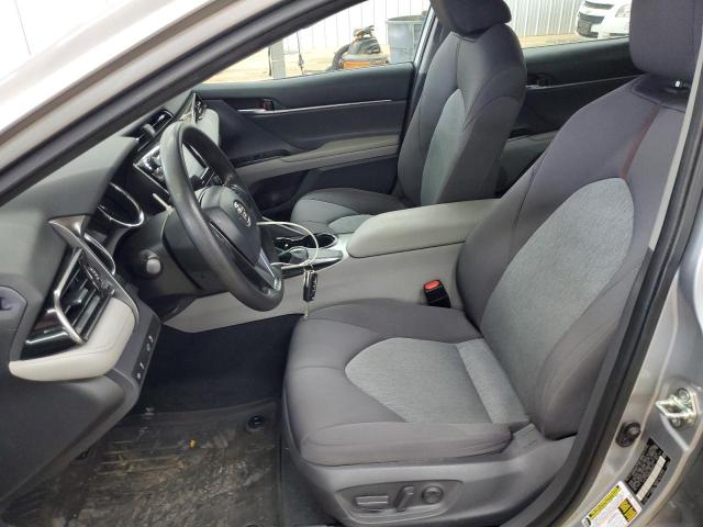 4T1C11AKXLU952030 - 2020 TOYOTA CAMRY LE SILVER photo 7