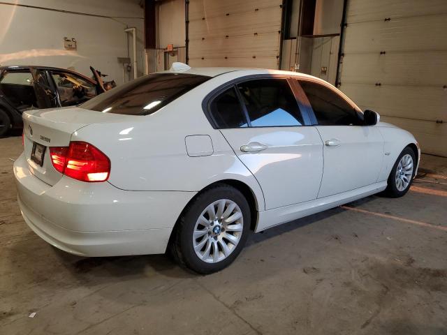 WBAPH53539A437751 - 2009 BMW 328 I SULEV WHITE photo 3