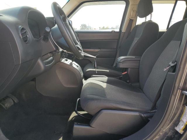 1C4NJRBB6GD585837 - 2016 JEEP PATRIOT SPORT შავი ფოტო 7