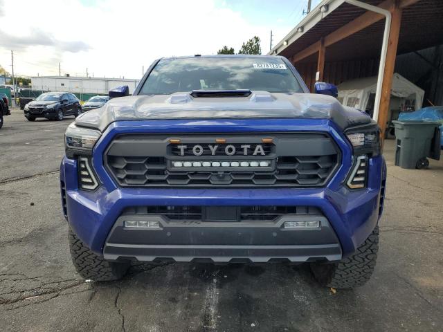 3TMLB5JN3RM082279 - 2024 TOYOTA TACOMA DOUBLE CAB ლურჯი ფოტო 5