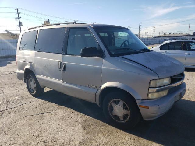 1GNDM19W3WB129776 - 1998 CHEVROLET ASTRO SILVER photo 4