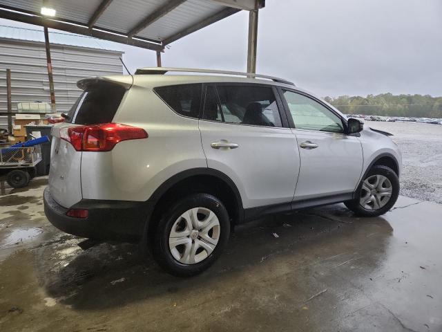 JTMZFREV6FD075771 - 2015 TOYOTA RAV4 LE 银色 照片 3