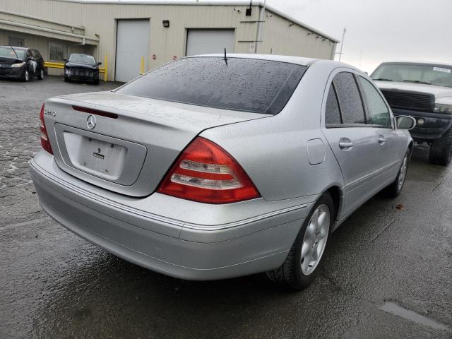 WDBRF61J73E012152 - 2003 MERCEDES-BENZ C 240 SILVER photo 3