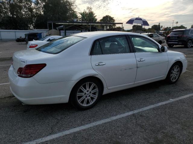 4T1BK36B48U256655 - 2008 TOYOTA AVALON XL WHITE photo 3