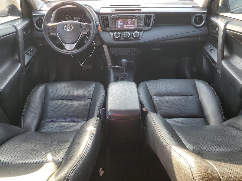 JTMZFREV6JJ736936 - 2018 TOYOTA RAV4 LE CHARCOAL photo 8