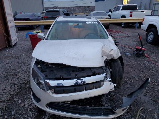 3FAHP0HA2AR426582 - 2010 FORD FUSION SE WHITE photo 5