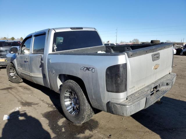 1GCPKSE37BF126296 - 2011 CHEVROLET SILVERADO K1500 LT SILVER photo 2