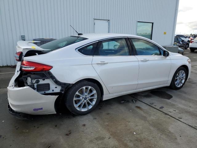 3FA6P0SU5KR258612 - 2019 FORD FUSION TITANIUM WHITE photo 3