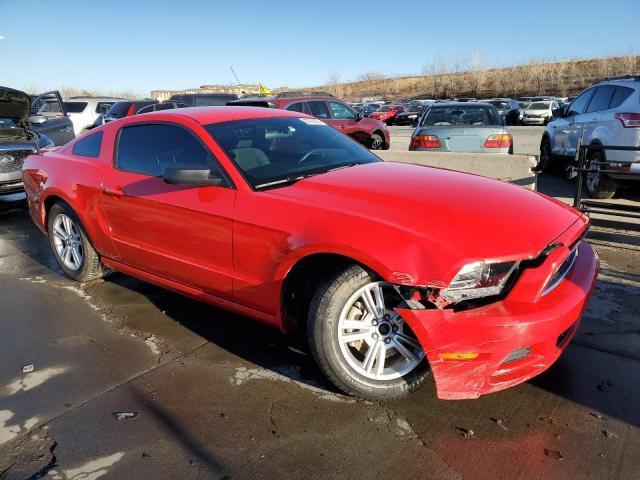 1ZVBP8AM5E5254735 - 2014 FORD MUSTANG RED photo 4