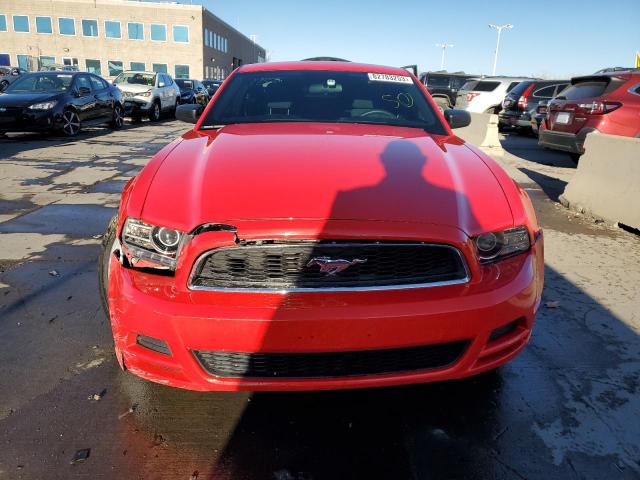 1ZVBP8AM5E5254735 - 2014 FORD MUSTANG RED photo 5