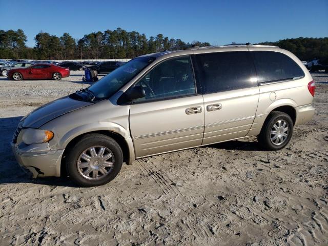 2C8GP64L05R270021 - 2005 CHRYSLER TOWN & COU LIMITED BEIGE photo 1