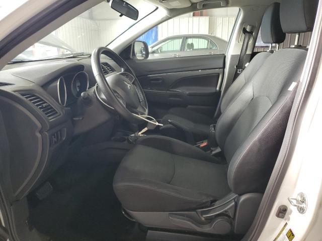 4A4AP3AU6FE006943 - 2015 MITSUBISHI OUTLANDER ES WHITE photo 7