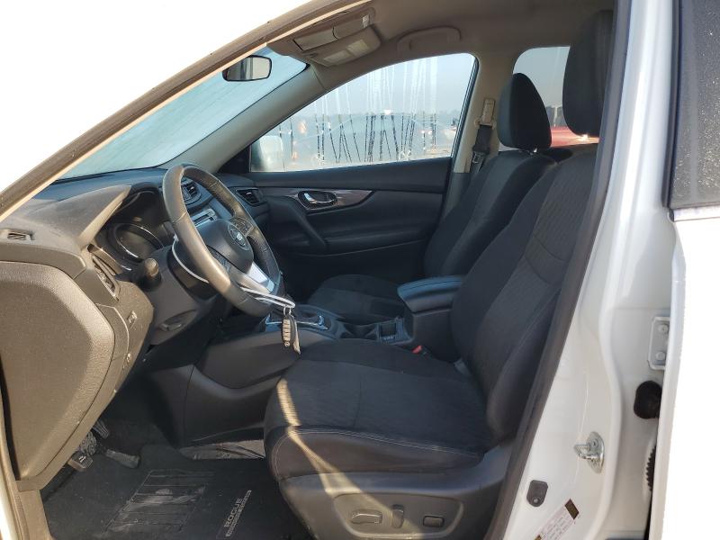 5N1AT2MT4JC741811 - 2018 NISSAN ROGUE S Weiß Foto 7