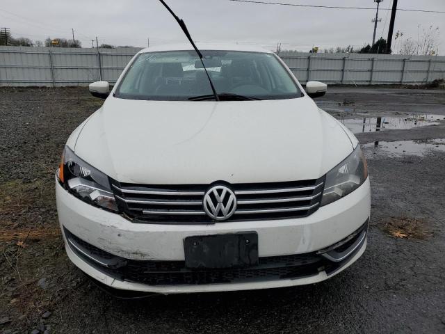 1VWAP7A34DC144816 - 2013 VOLKSWAGEN PASSAT S WHITE photo 5