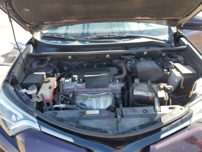 2T3YFREV7HW372064 - 2017 TOYOTA RAV4 LIMITED Бордовий фото 12