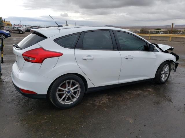 1FADP3K21GL270396 - 2016 FORD FOCUS SE WHITE photo 3