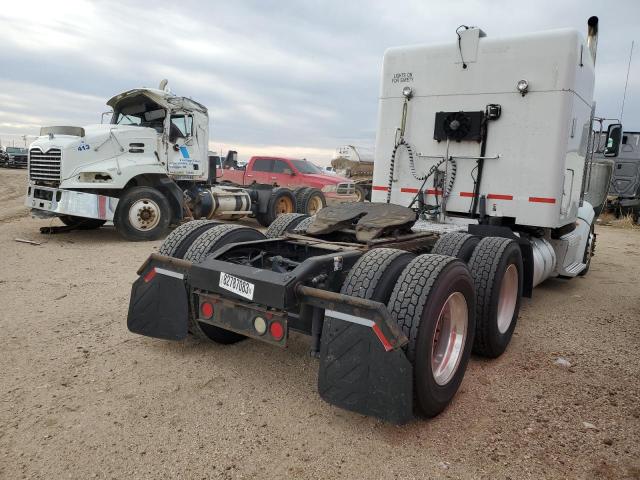 1XPVDP9XXED219114 - 2014 PETERBILT 384 WHITE photo 4