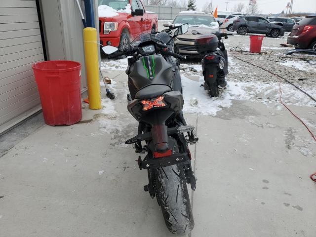 ML5EXER14RDAB5111 - 2024 KAWASAKI EX650 R GRAY photo 4