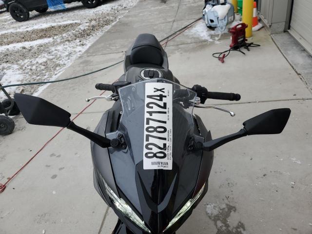 ML5EXER14RDAB5111 - 2024 KAWASAKI EX650 R GRAY photo 5