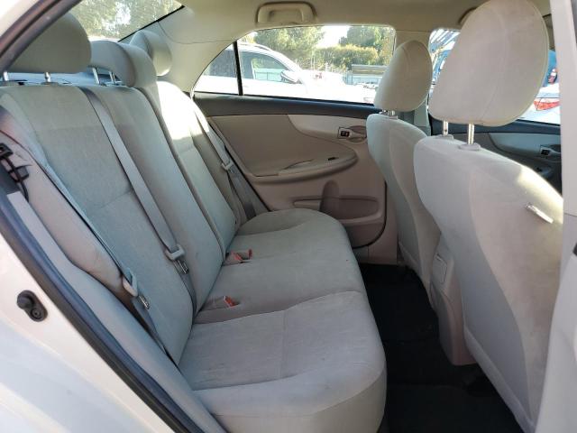 5YFBU4EE8DP106572 - 2013 TOYOTA COROLLA BASE WHITE photo 10