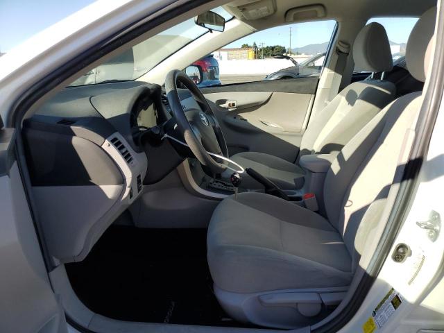 5YFBU4EE8DP106572 - 2013 TOYOTA COROLLA BASE WHITE photo 7