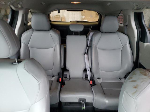 5TDYRKEC9NS091684 - 2022 TOYOTA SIENNA XLE ვერცხლისფერი ფოტო 10