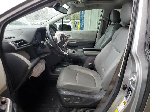 5TDYRKEC9NS091684 - 2022 TOYOTA SIENNA XLE ვერცხლისფერი ფოტო 7