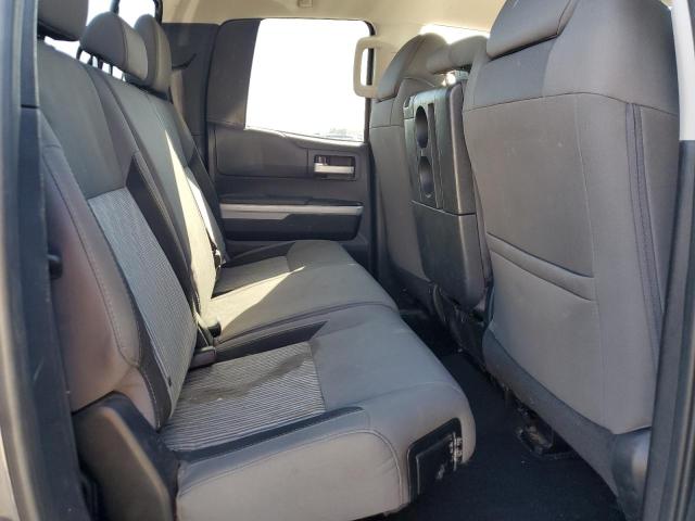 5TFUW5F1XEX412843 - 2014 TOYOTA TUNDRA DOUBLE CAB SR/SR5 GRAY photo 10