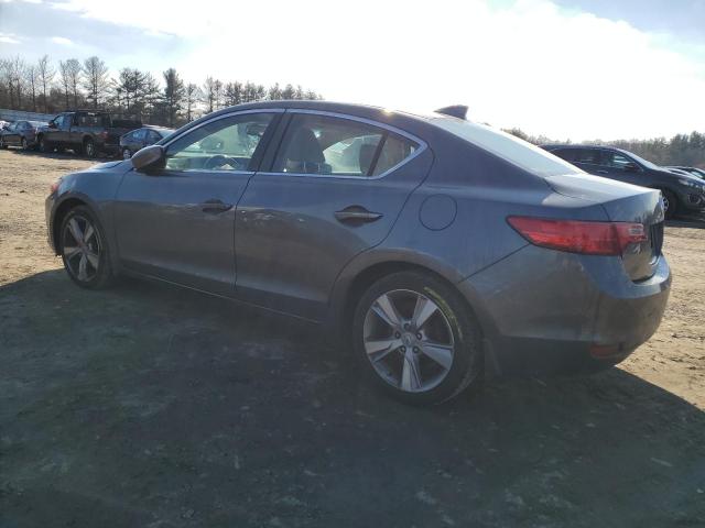 19VDE1F71DE014153 - 2013 ACURA ILX 20 TECH SILVER photo 2