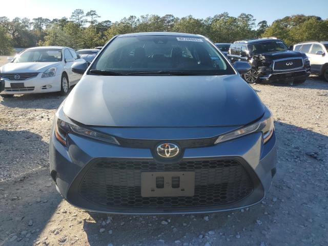 5YFEPMAE3NP385537 - 2022 TOYOTA COROLLA LE BLUE photo 5