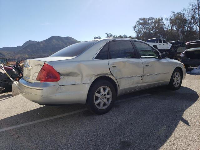 4T1BF28B72U232658 - 2002 TOYOTA AVALON XL SILVER photo 3