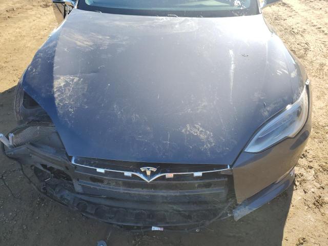 5YJSA1E24JF285651 - 2018 TESLA MODEL S 灰色 照片 11