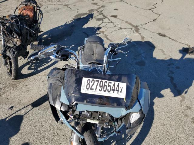 1HD1KH729RB615246 - 2024 HARLEY-DAVIDSON FLTRX 银色 照片 5