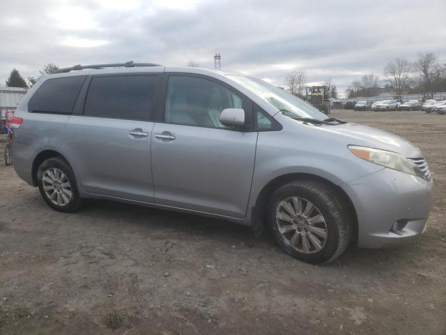 5TDDK3DC1CS041935 - 2012 TOYOTA SIENNA XLE SILVER photo 4