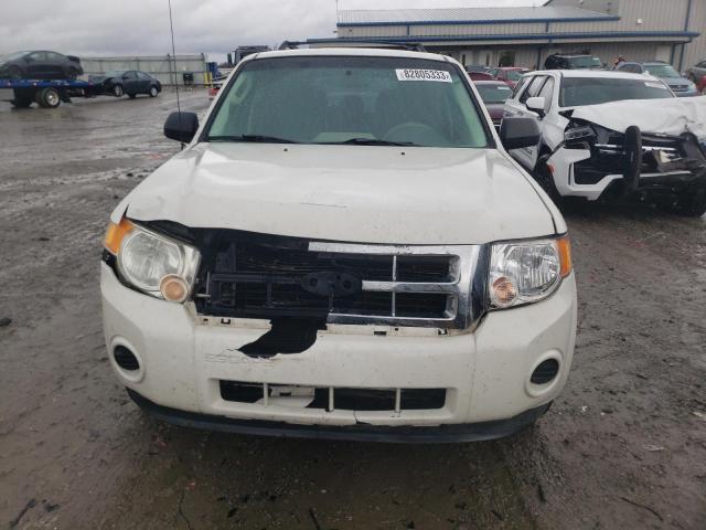 1FMCU0C71CKA03522 - 2012 FORD ESCAPE XLS WHITE photo 5