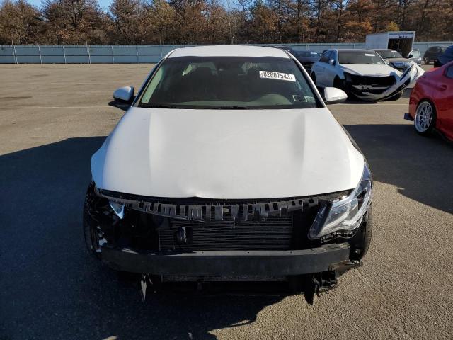 5XXGT4L39KG359514 - 2019 KIA OPTIMA LX WHITE photo 5