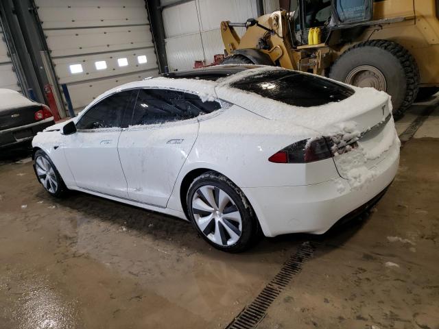 5YJSA1E22LF413176 - 2020 TESLA MODEL S WHITE photo 2