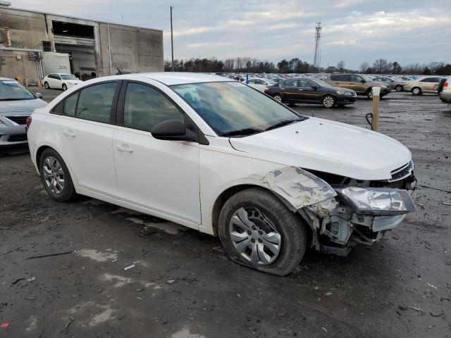 1G1PA5SG1D7187497 - 2013 CHEVROLET CRUZE LS WHITE photo 4