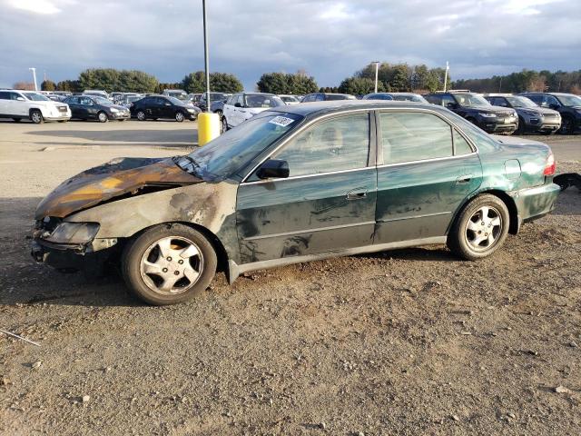 1HGCG5647WA020721 - 1998 HONDA ACCORD LX GREEN photo 1