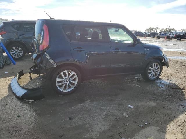 KNDJP3A55J7520537 - 2018 KIA SOUL + BLUE photo 3