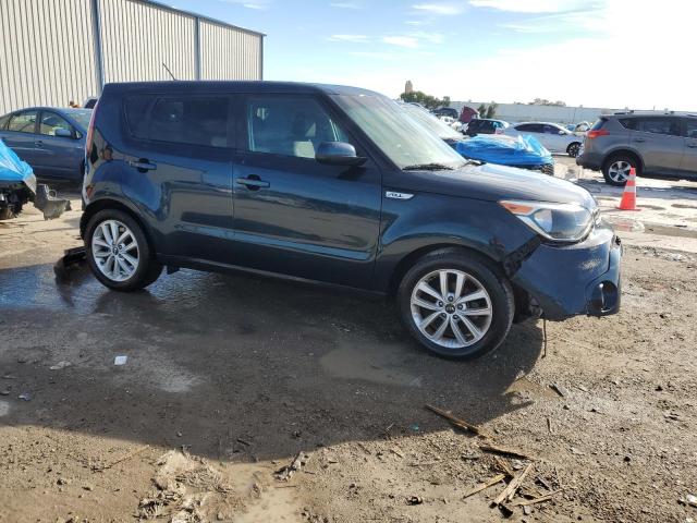 KNDJP3A55J7520537 - 2018 KIA SOUL + BLUE photo 4