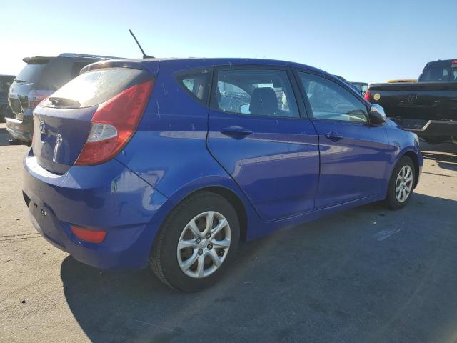 KMHCT5AE3CU032879 - 2012 HYUNDAI ACCENT GLS BLUE photo 3