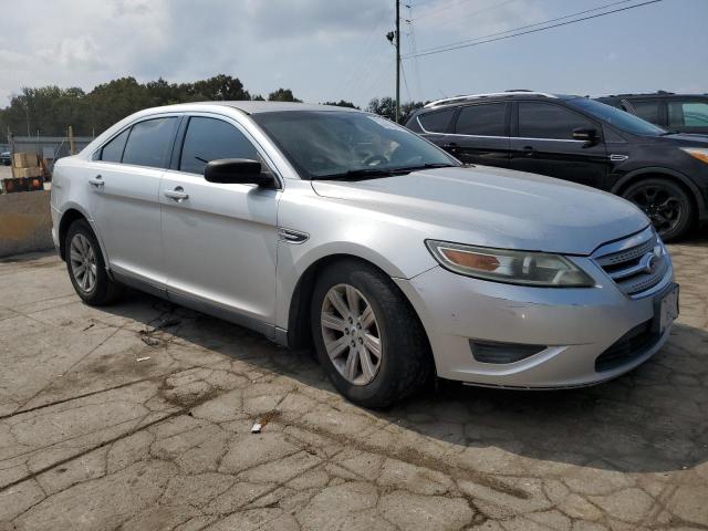 1FAHP2DW5BG148038 - 2011 FORD TAURUS SE GRAY photo 4