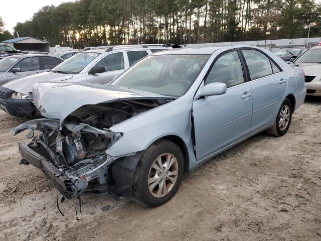 4T1BF32K65U599134 - 2005 TOYOTA CAMRY LE BLUE photo 1