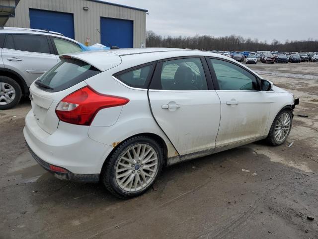 1FAHP3M22CL474391 - 2012 FORD FOCUS SEL WHITE photo 3