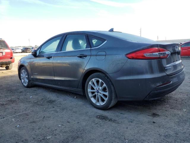 3FA6P0LU0KR210739 - 2019 FORD FUSION SE GRAY photo 2