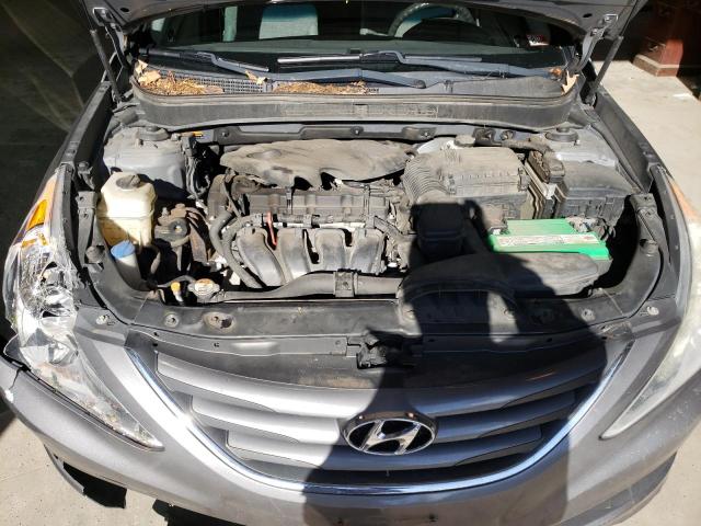 5NPEB4AC9EH923880 - 2014 HYUNDAI SONATA GLS SILVER photo 11